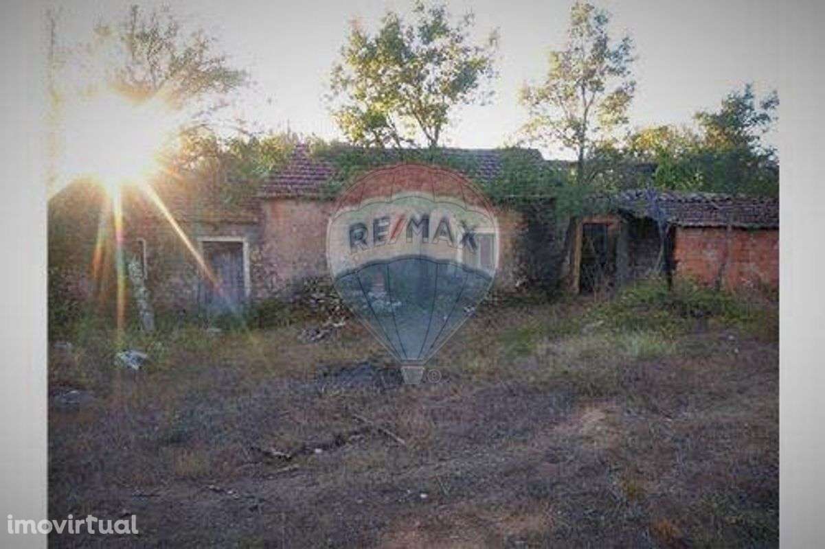 Moradia- T3 - Venda em Santiago da Guarda - Grande imagem: 2/5