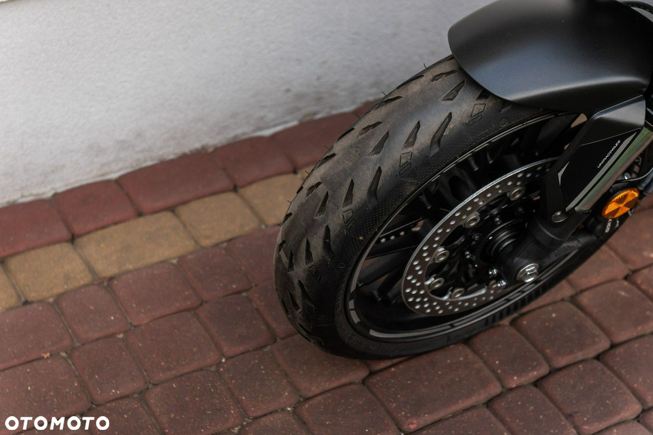 Honda CB - 7