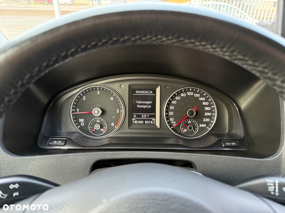 Volkswagen Caravelle - 29