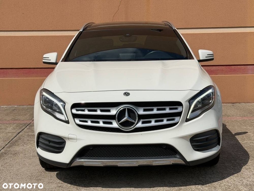 Mercedes-Benz GLA 250 4-Matic - 2