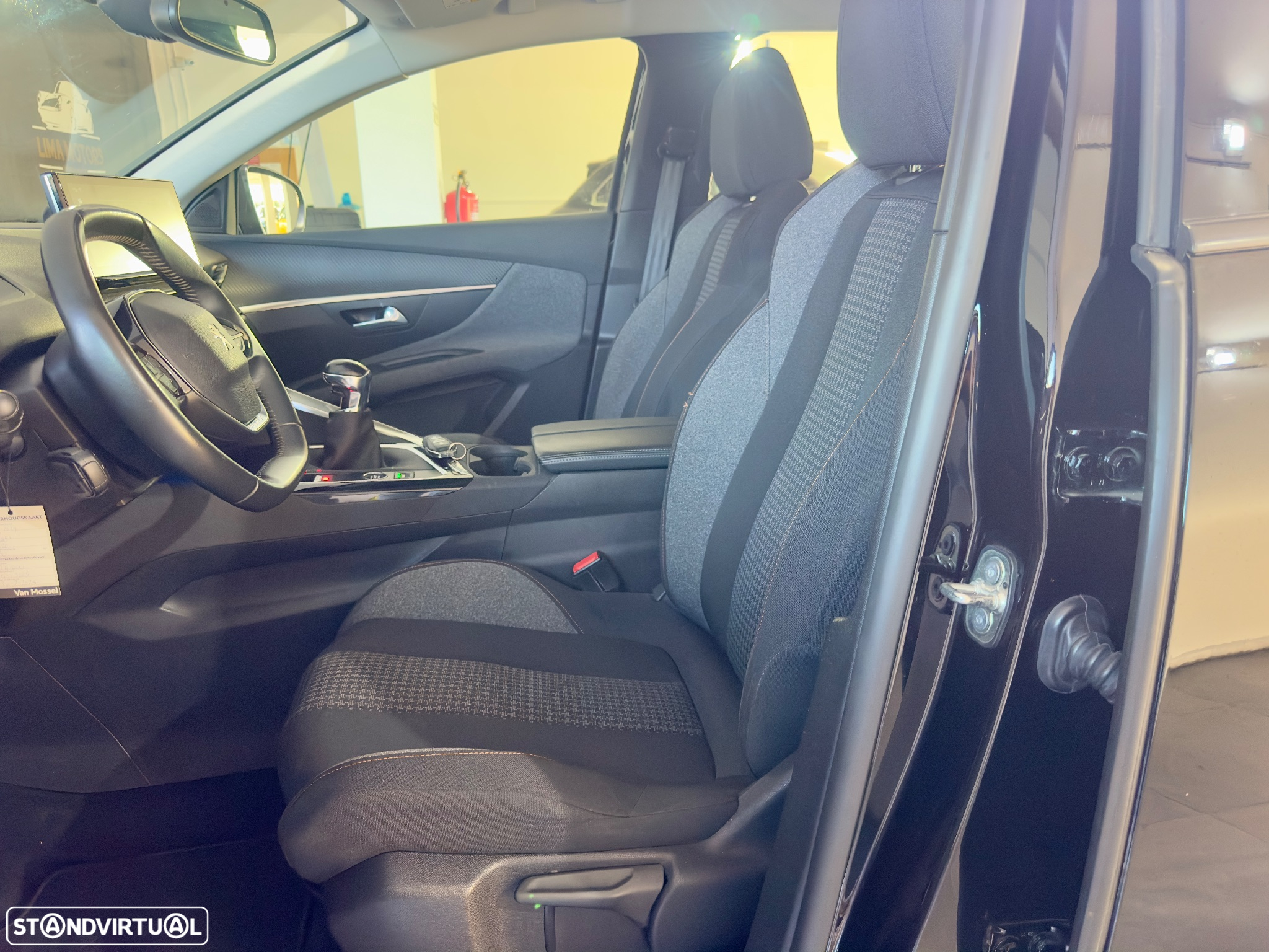 Peugeot 3008 1.2 PureTech Allure Pack - 18