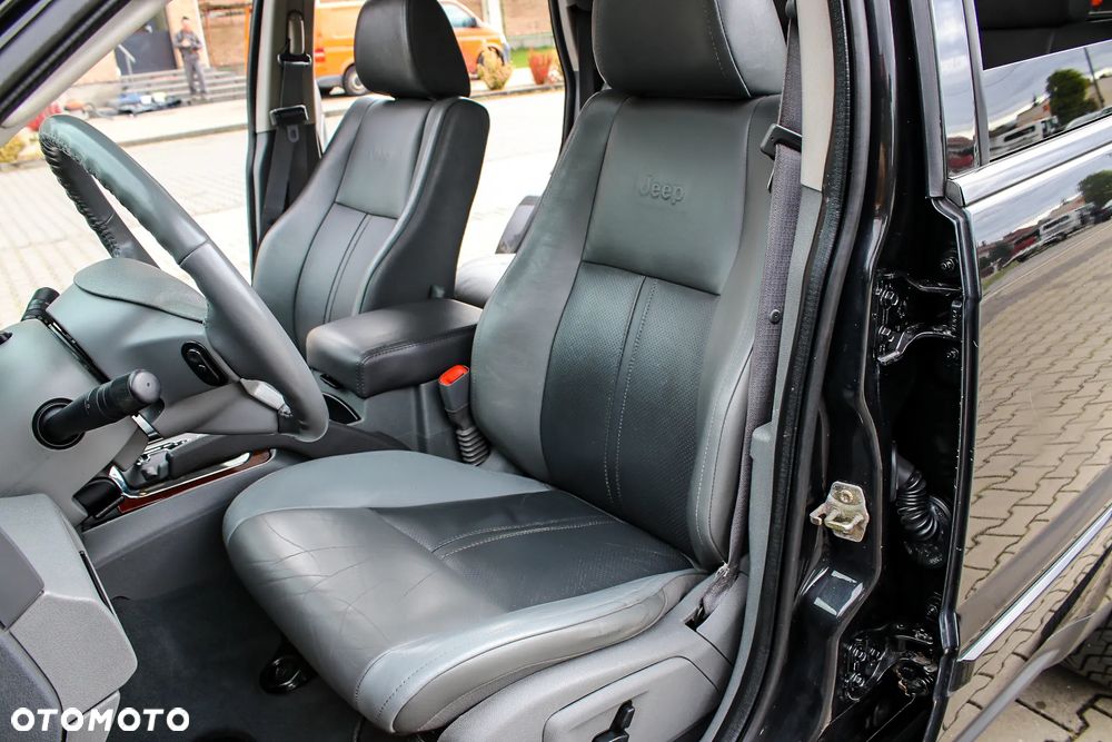 Jeep Grand Cherokee 3.0 CRD Automatik Limited - 35