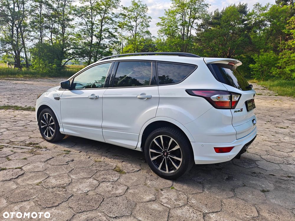 Ford Kuga - 13
