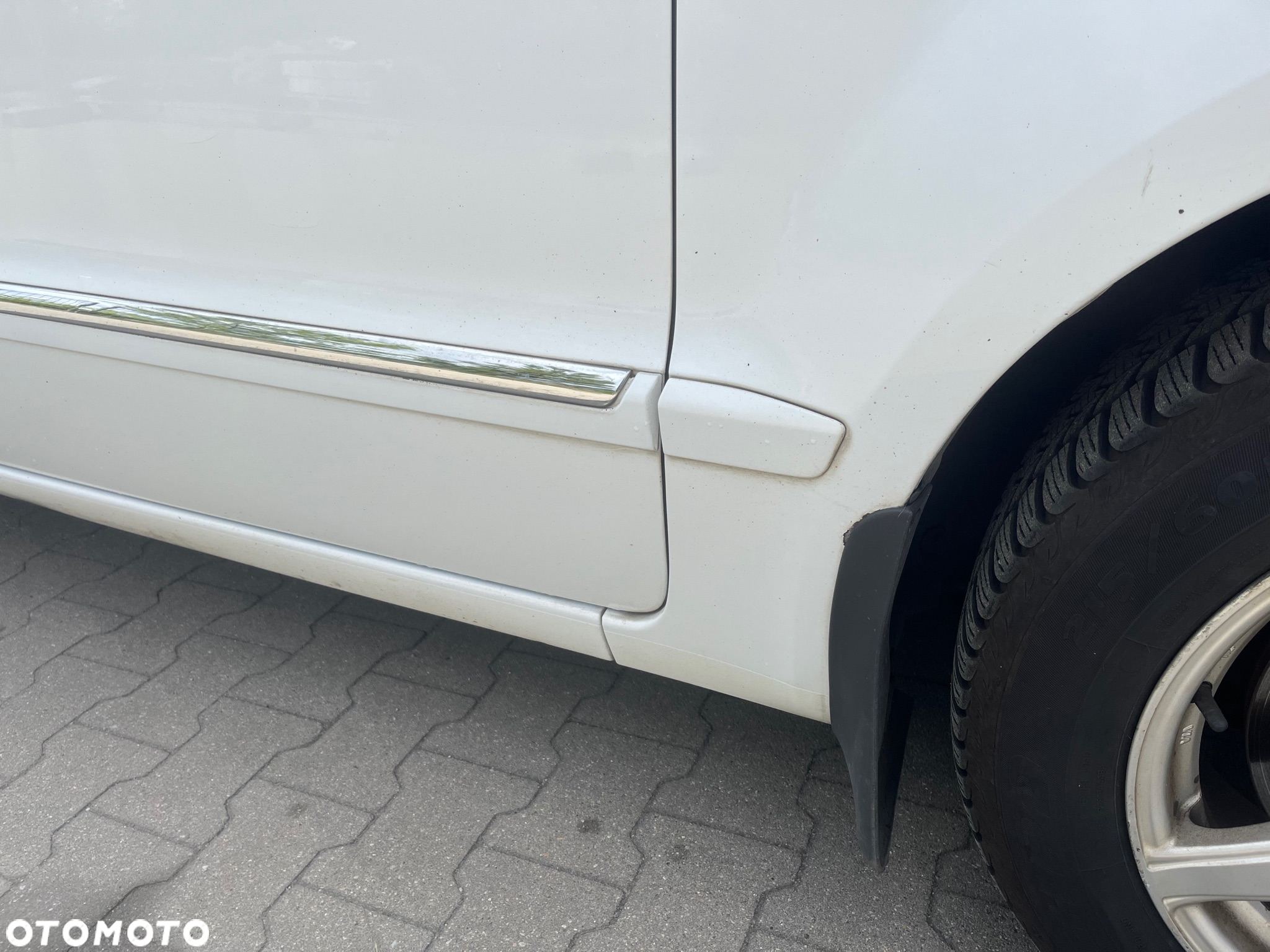 Ford Galaxy 2.0 Ghia - 12
