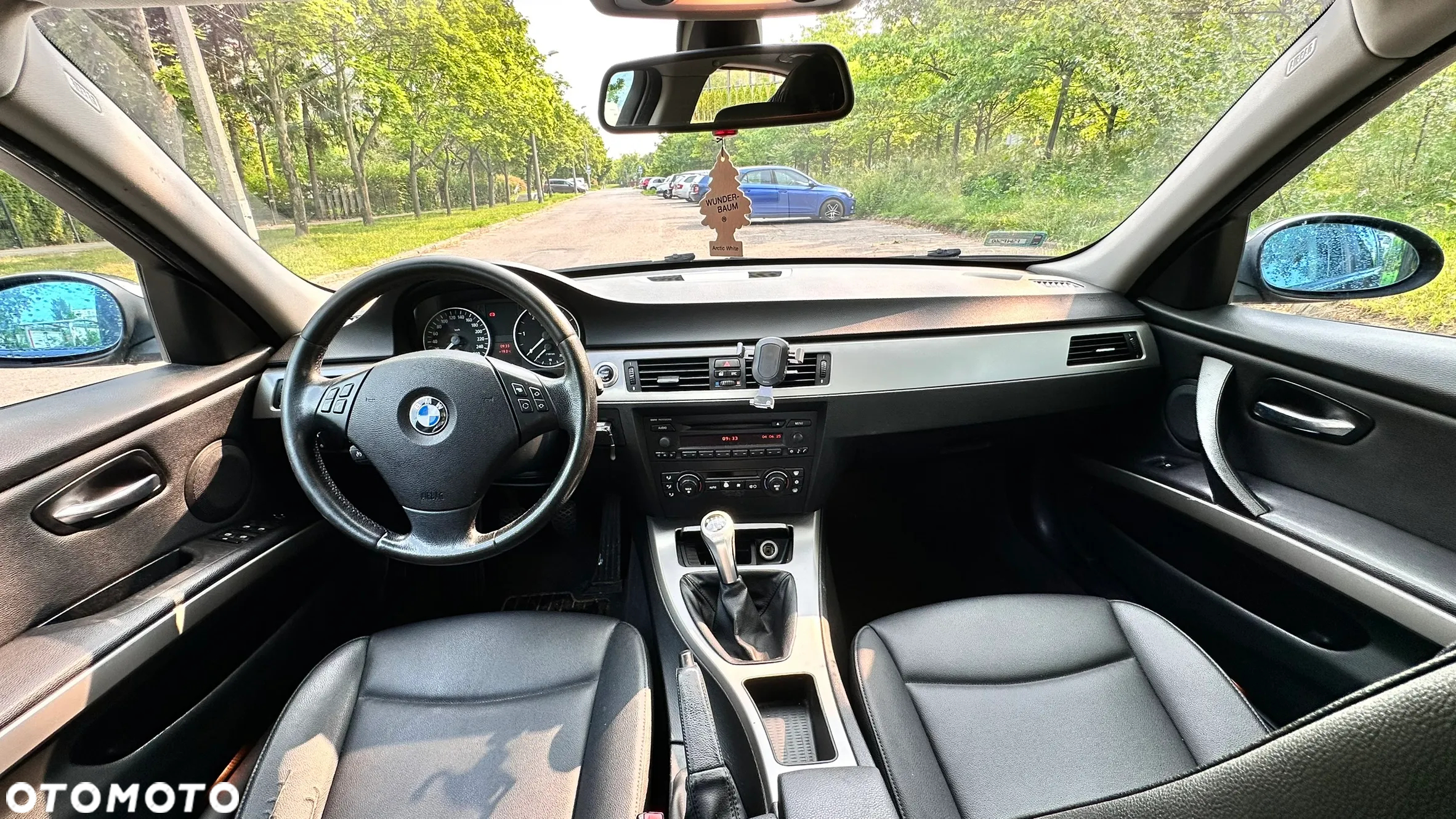 BMW Seria 3 318d - 12