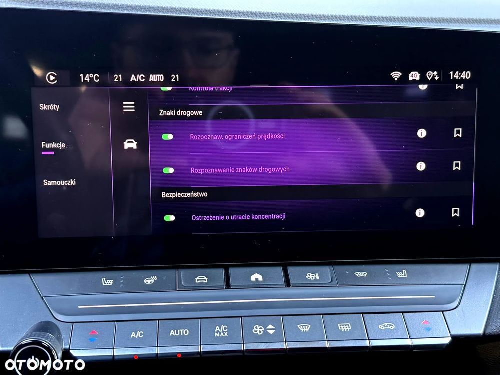 Opel Astra 1.2 T GS Line S&S - 23