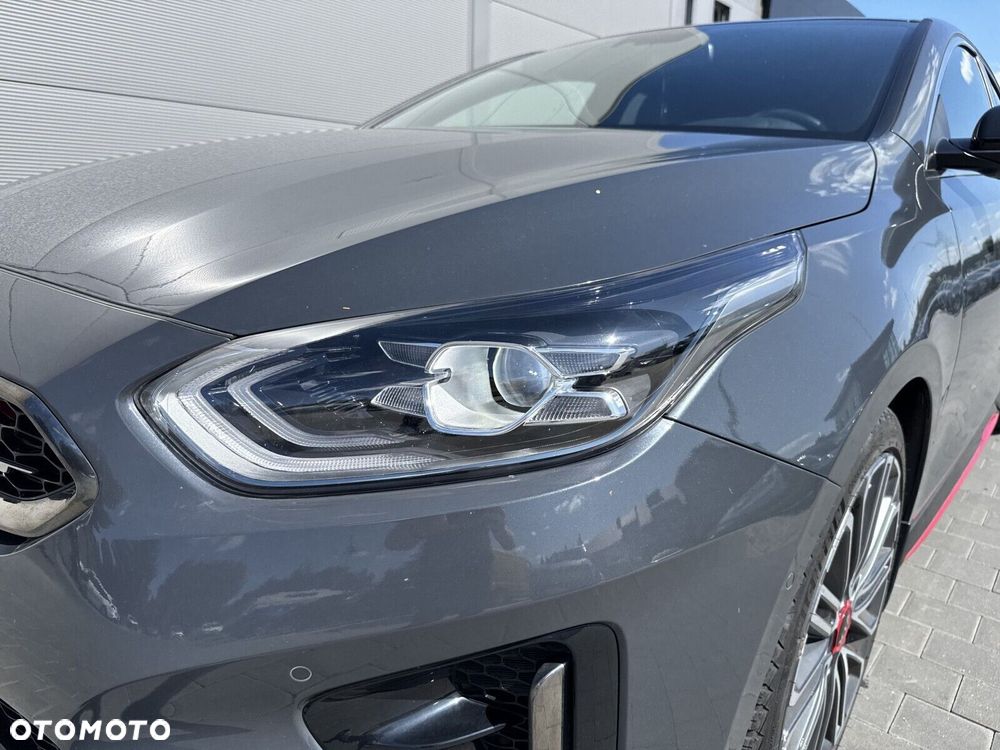 Kia ProCeed 1.6 T-GDI GT DCT - 3