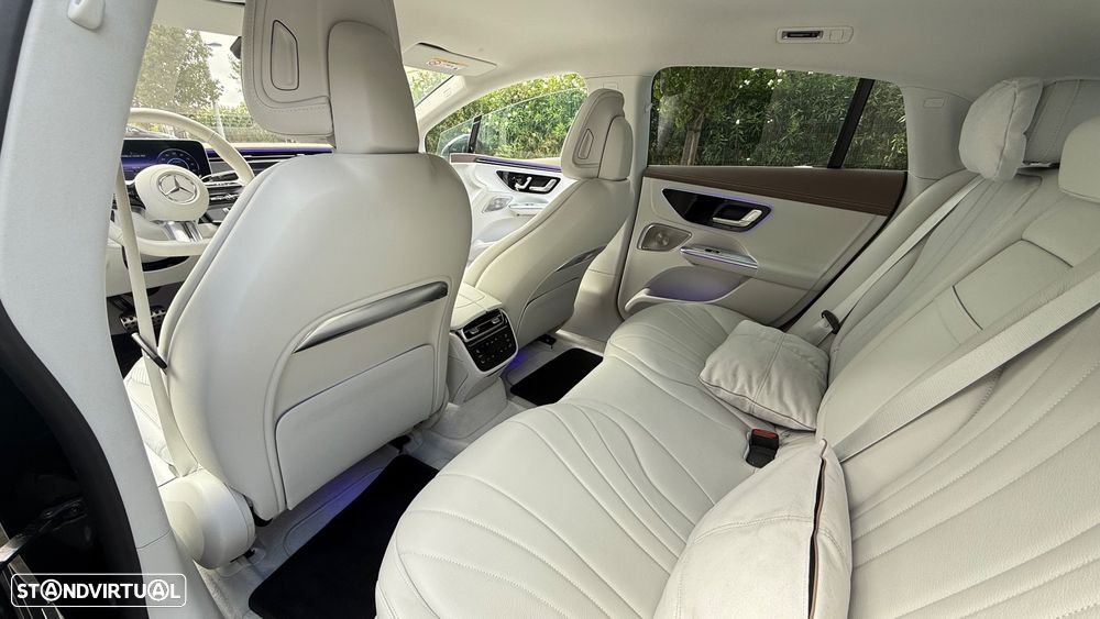 Mercedes-Benz EQE - 19