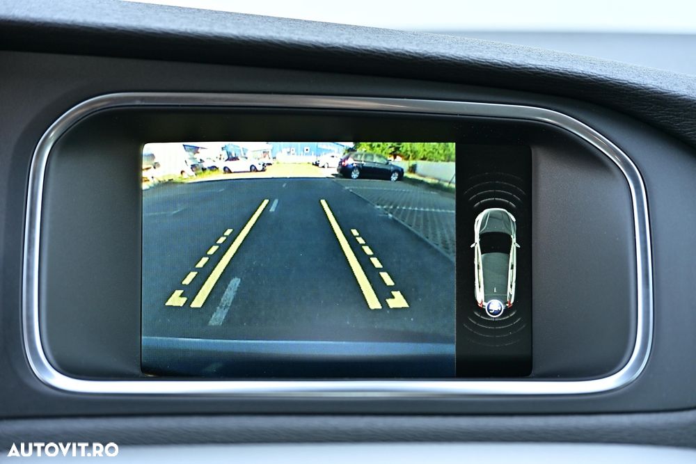 Volvo V40 D3 Geartronic - 25