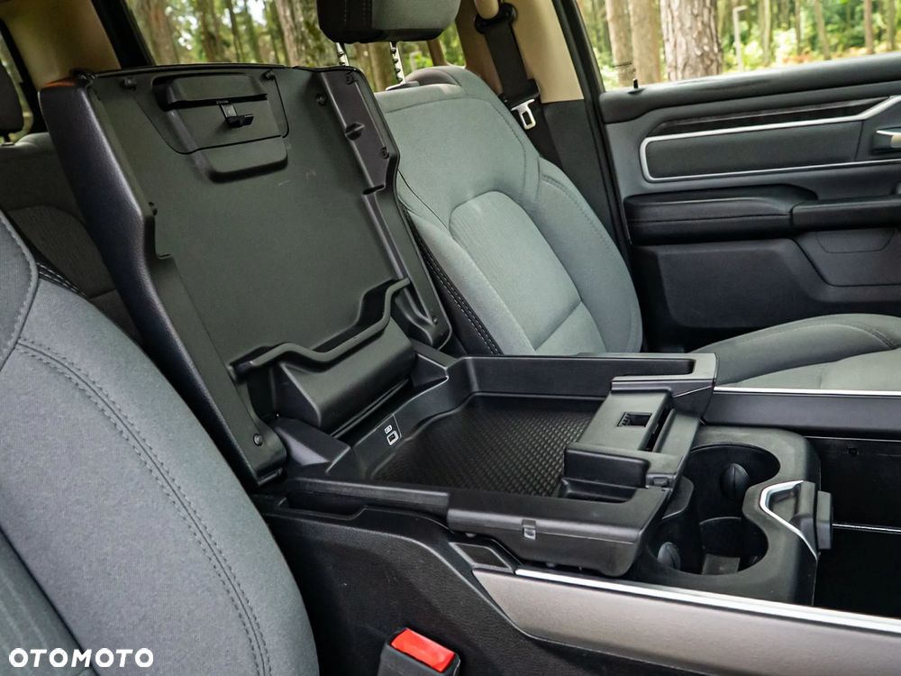 RAM 1500 5.7 Crew Cab Bighorn - 19
