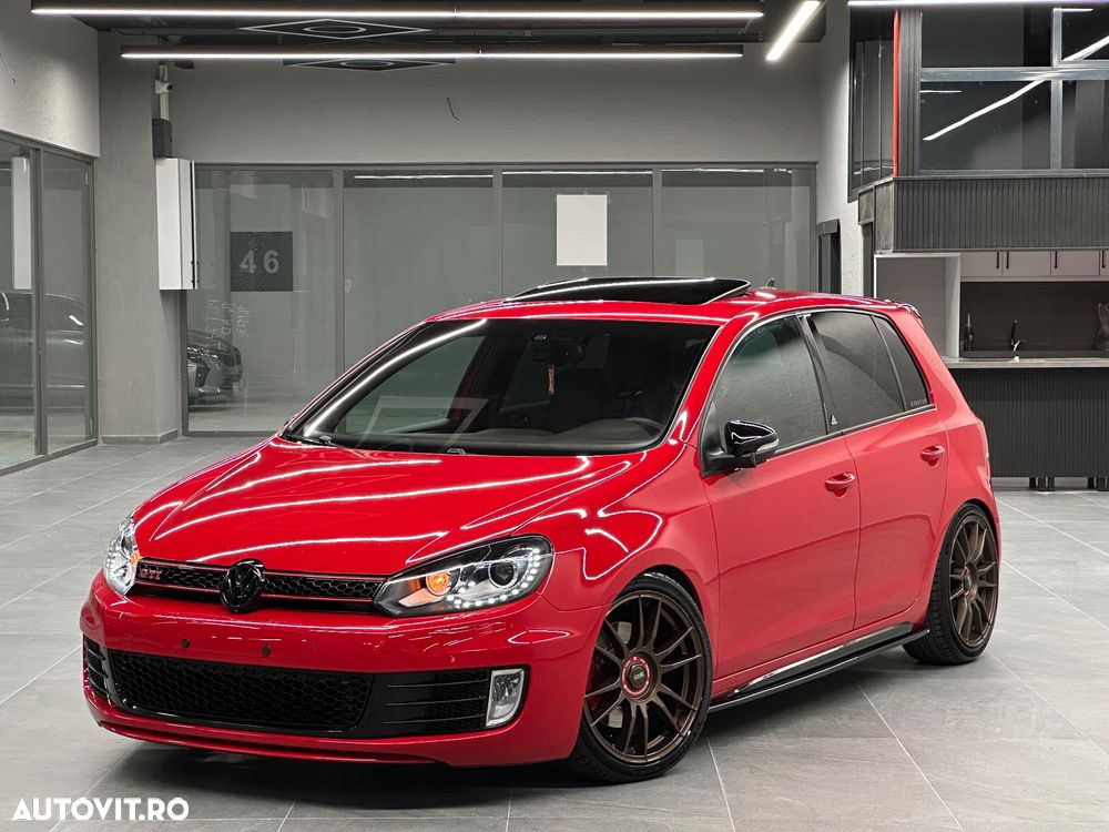 Volkswagen Golf - 2