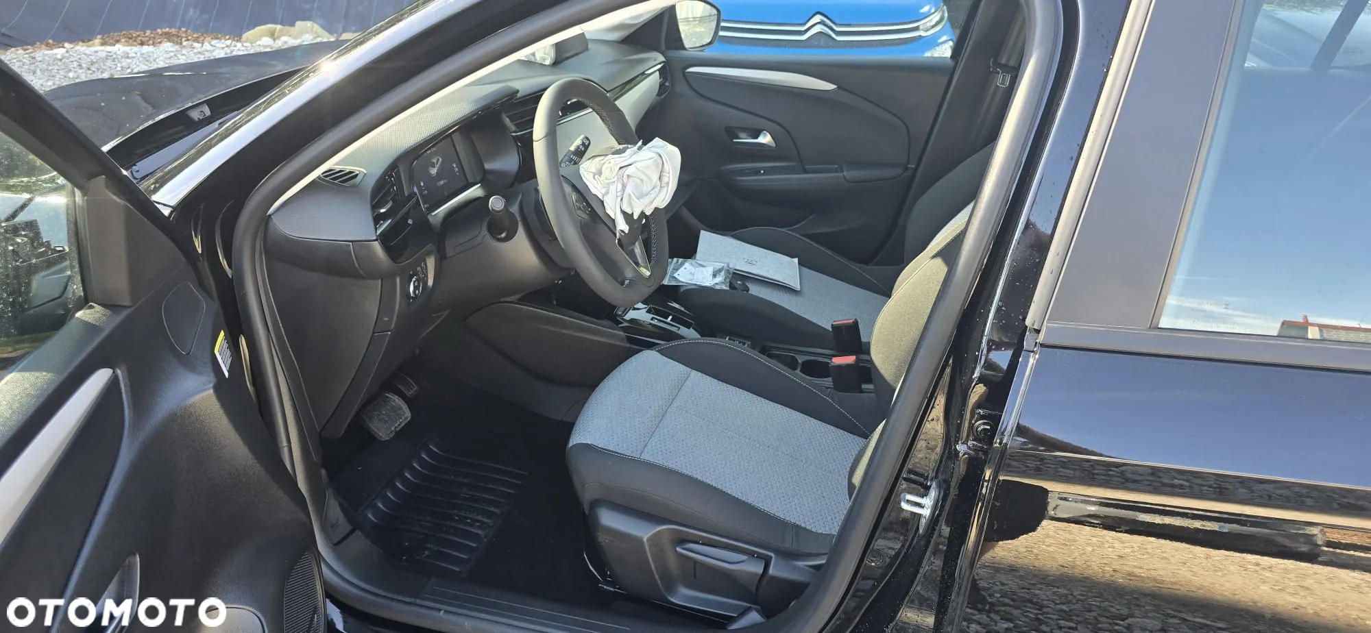 Opel Corsa - 24