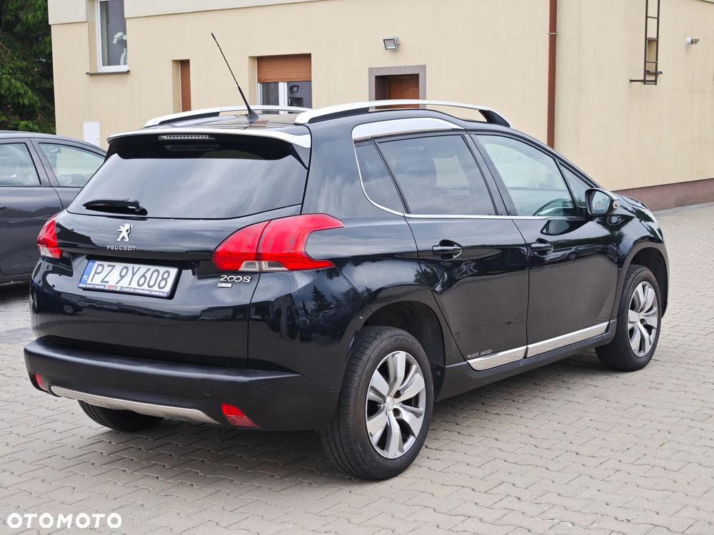 Peugeot 2008 BlueHDi FAP 120 STOP & START Allure - 11