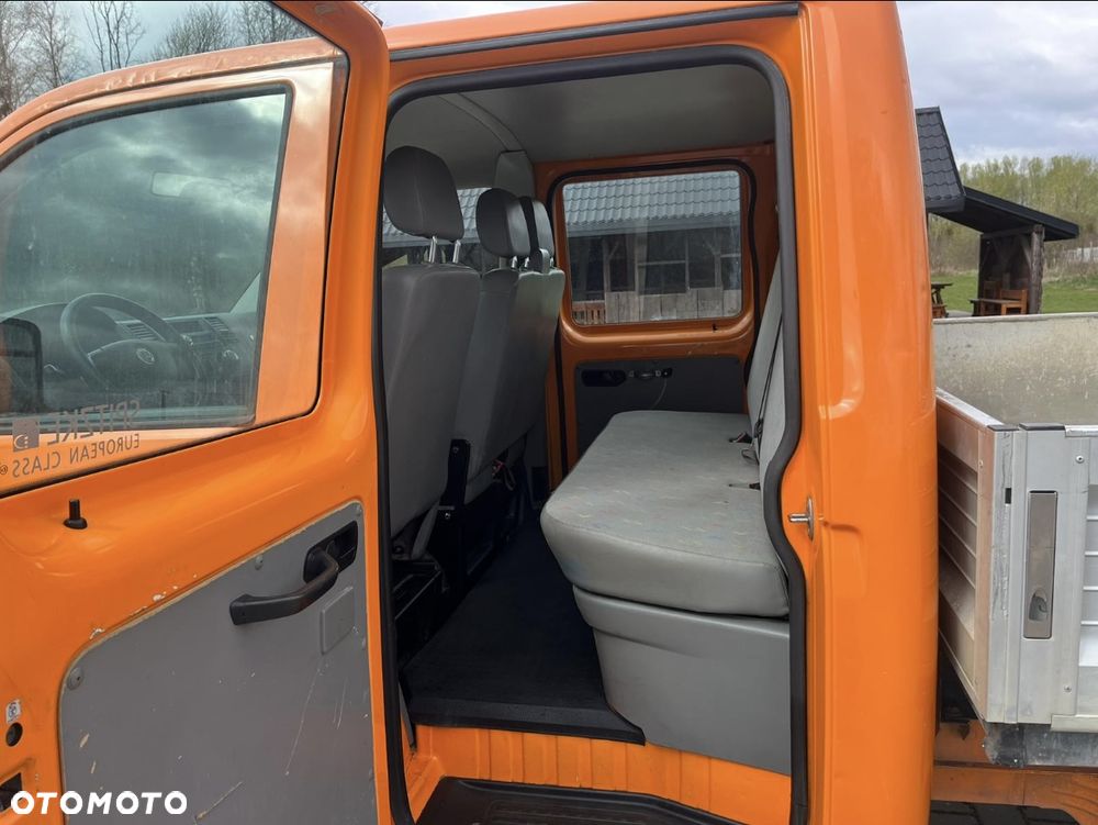 Volkswagen Transporter - 18