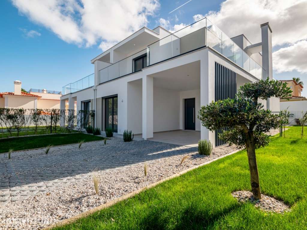 Moradia com piscina pronta a habitar junto à Lagoa de Óbidos - Grande imagem: 3/47