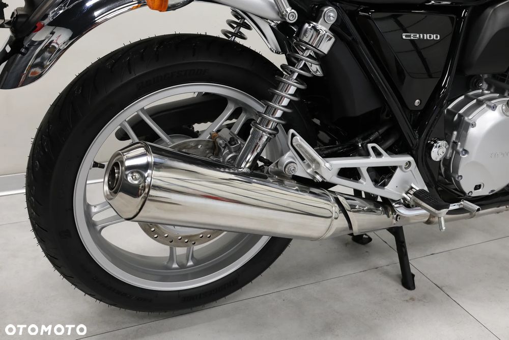 Honda CB - 33