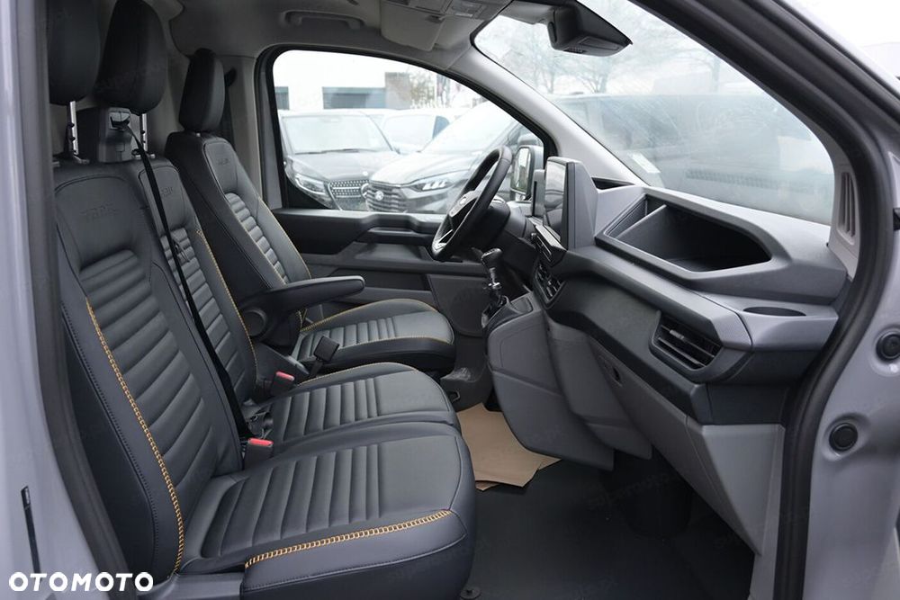 Ford Transit Custom 320 L2H1 Trail 2.0 150KM - 9