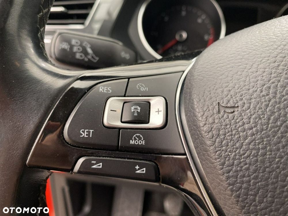 Volkswagen Tiguan Allspace - 24