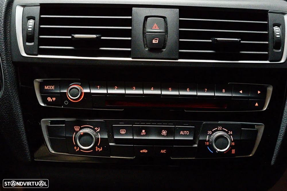 BMW 116 d Line Sport Auto - 28