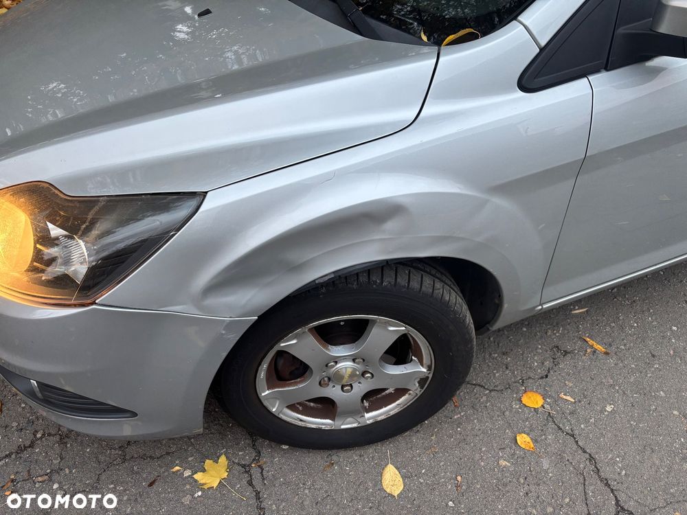 Ford Focus 1.6 16V Titanium - 5