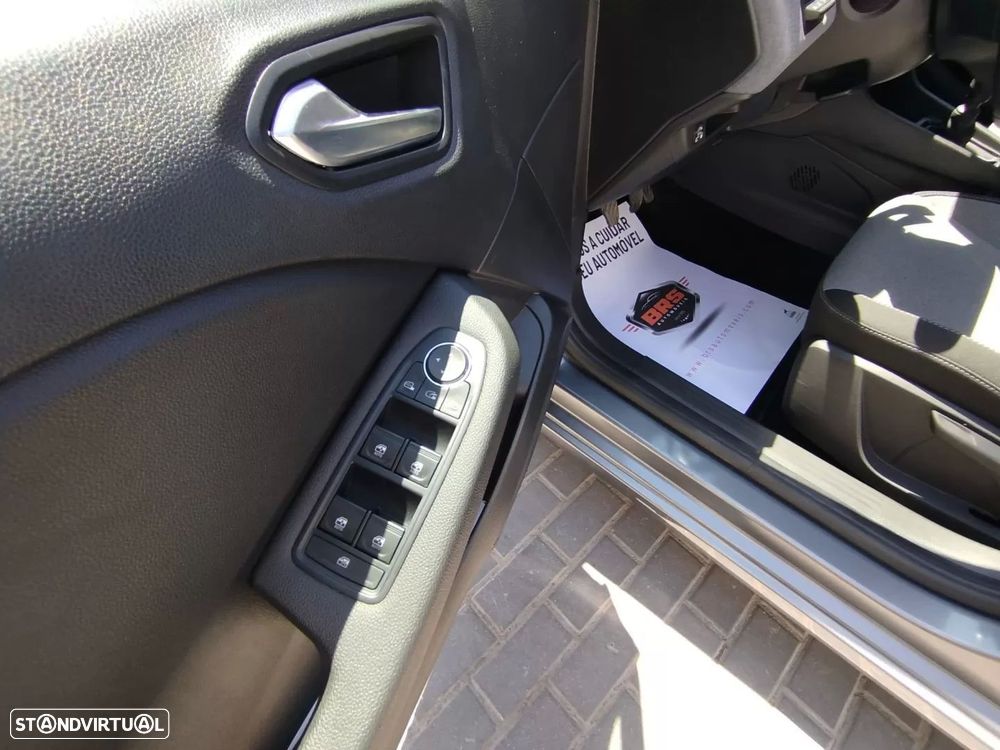 Renault Clio 1.0 TCe Evolution Bi-Fuel - 13