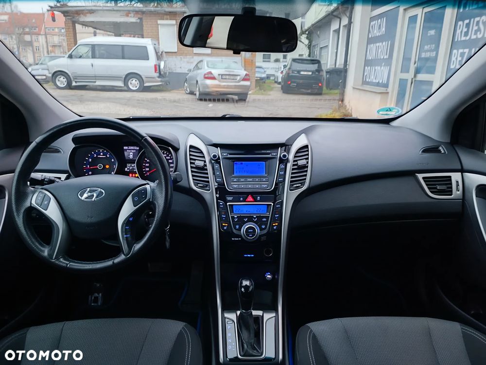 Hyundai i30 1.6 Automatik Trend - 13