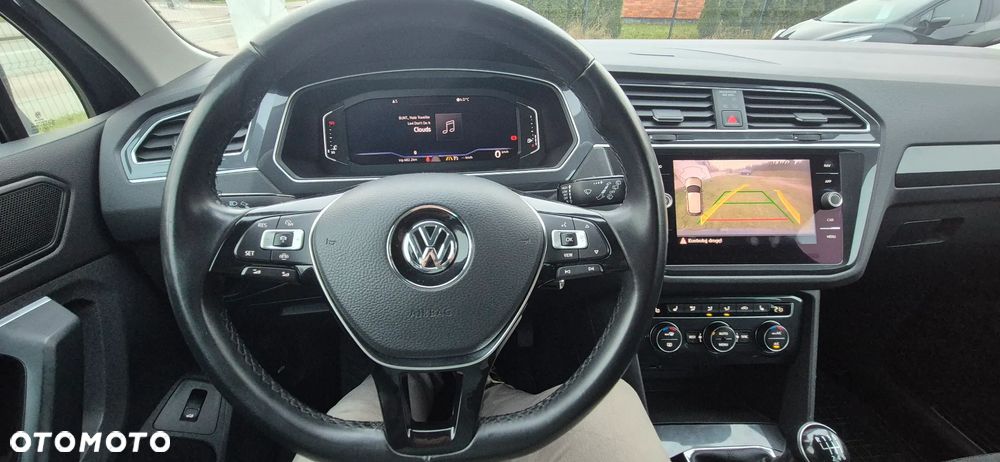 Volkswagen Tiguan 2.0 TDI SCR (BlueMotion Technology) Highline - 28