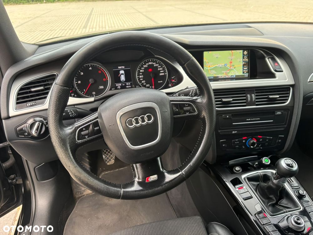 Audi A4 Avant 2.0 TDI - 16