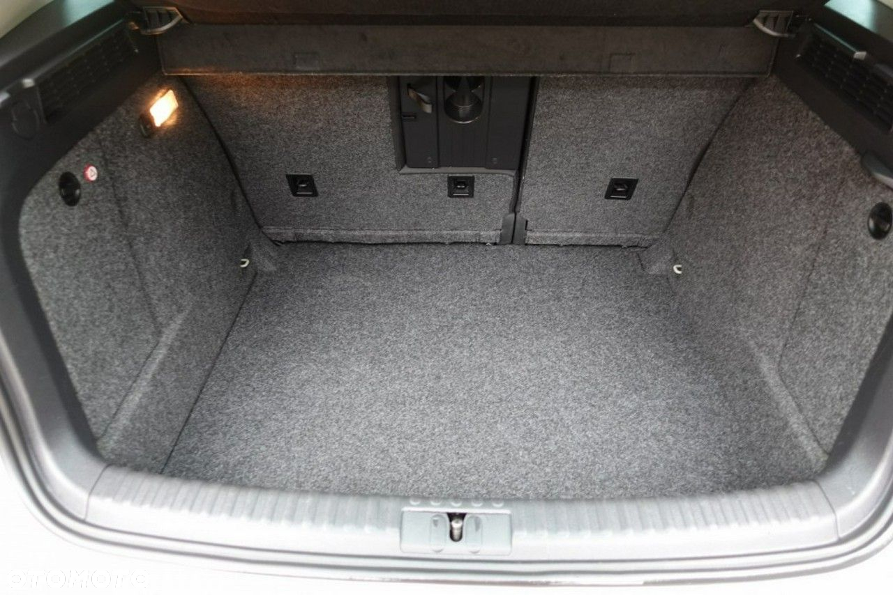 Volkswagen Tiguan - 20