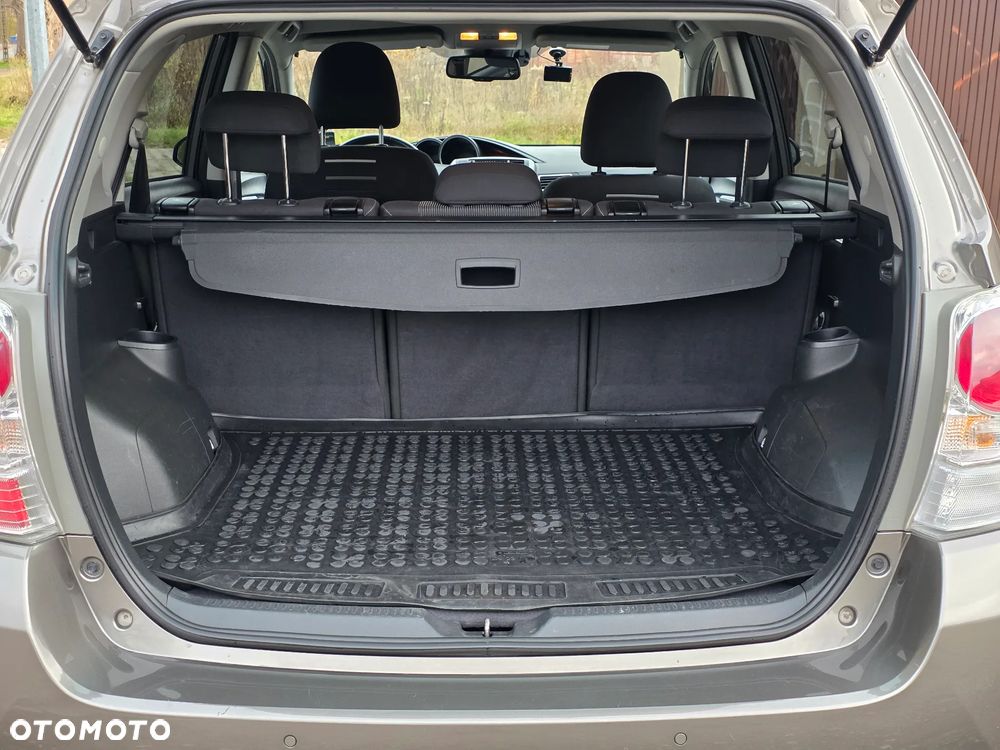 Toyota Verso 1.8 Premium - 10