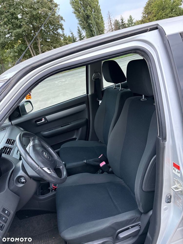 Suzuki Swift - 7