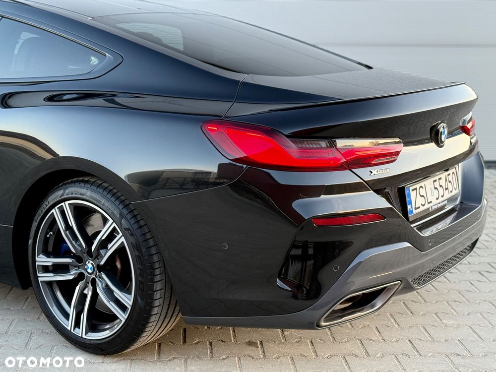 BMW Seria 8 - 22