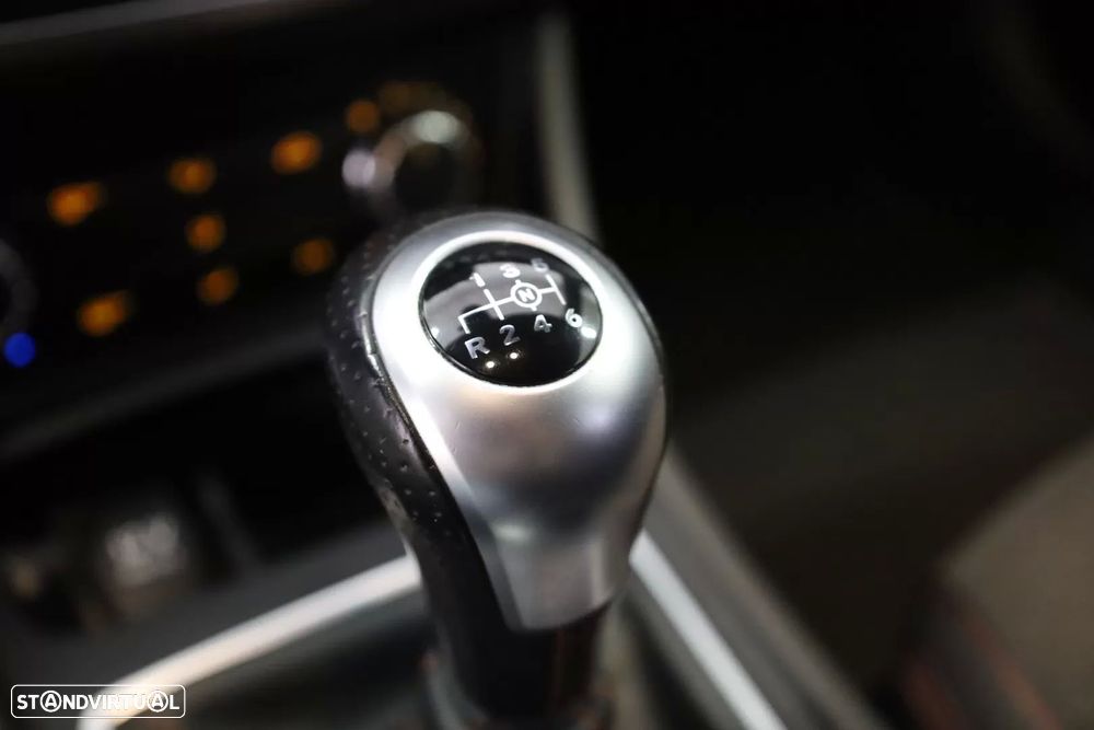 Mercedes-Benz A 200 d AMG Line - 31