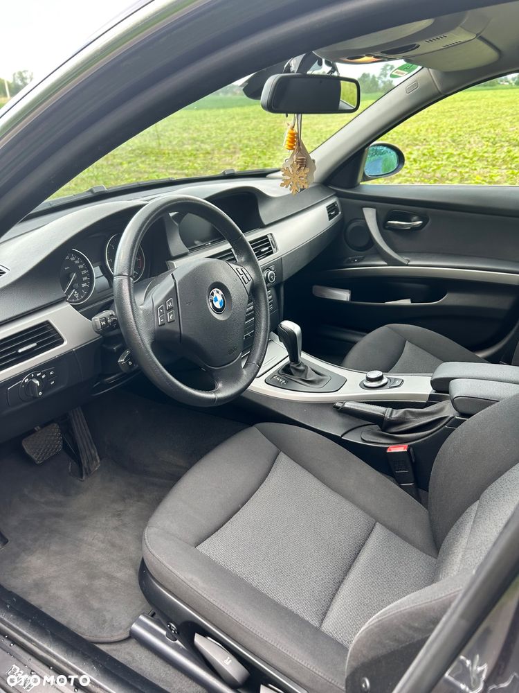 BMW Seria 3 - 8