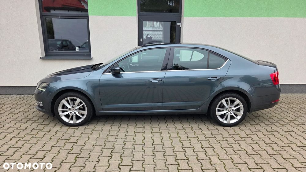 Skoda Octavia 1.5 TSI ACT Style DSG - 5