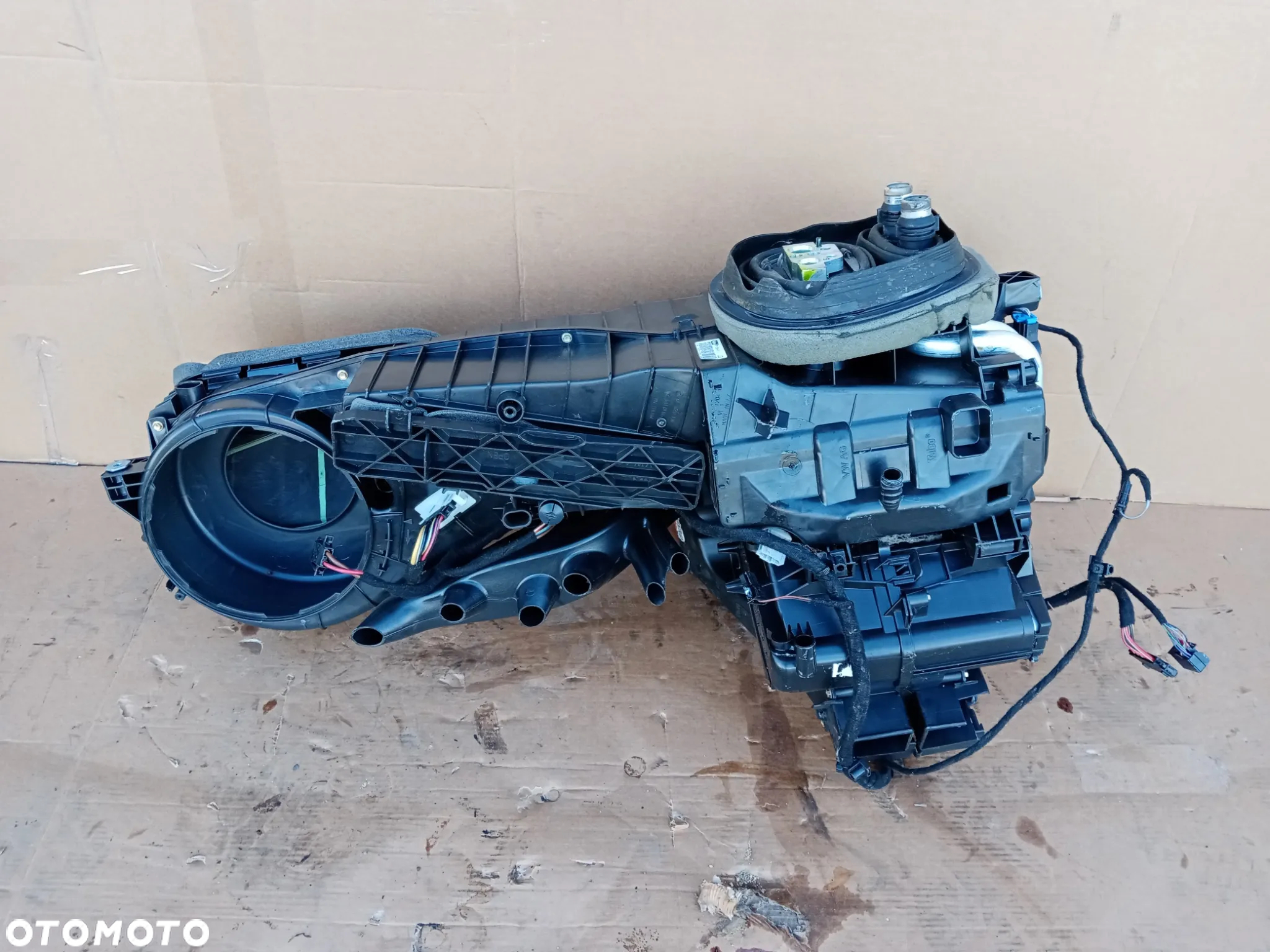 Nagrzewnica dmuchawa powietrza VW Caddy III 2K1820003M - 5