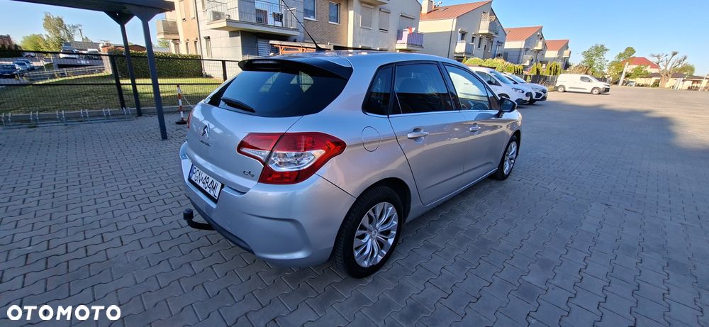 Citroën C4 1.6 HDi Magic - 6