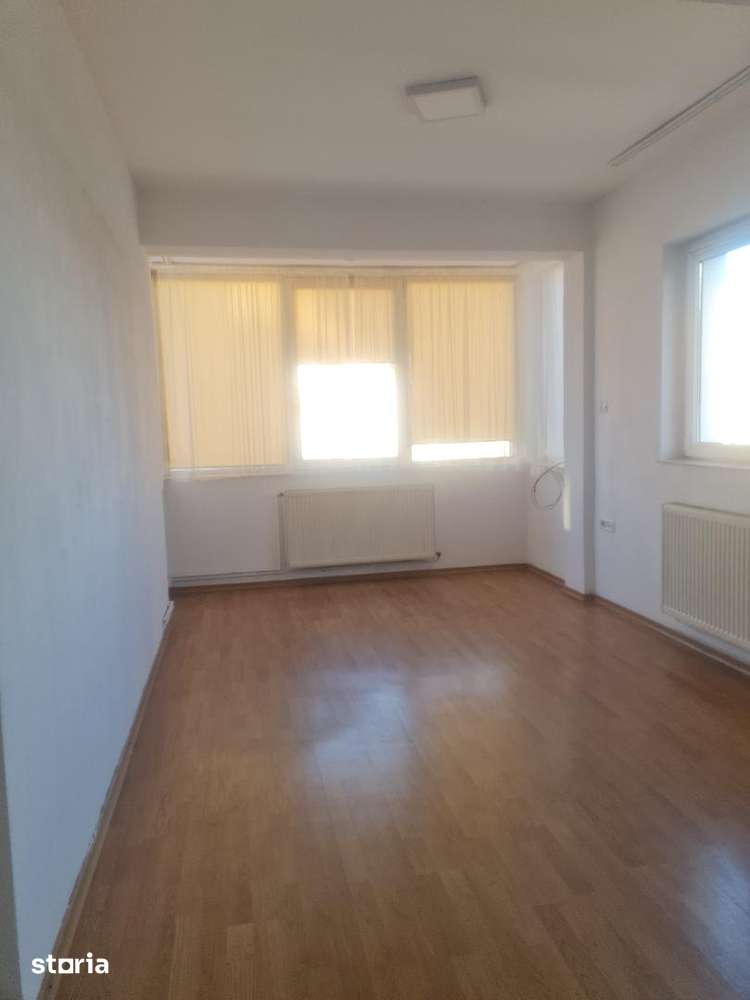 Garsoniera studiou fond nou Zona Teilor — fotografia 1