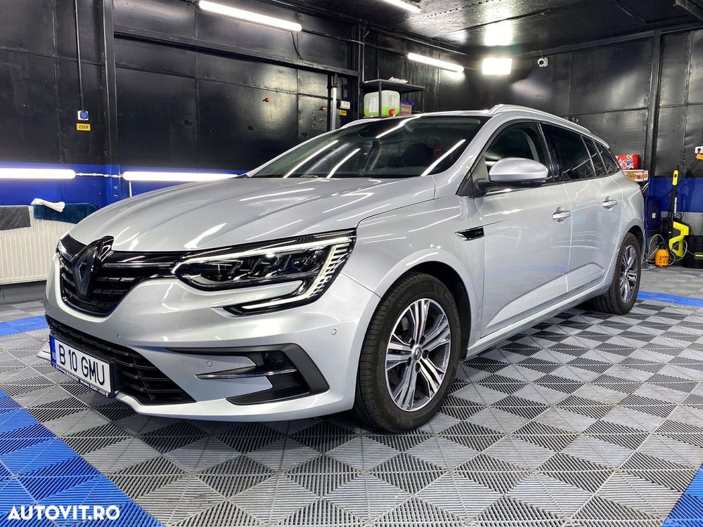Renault Megane Grandtour TCe 140 GPF EDC TECHNO - 2
