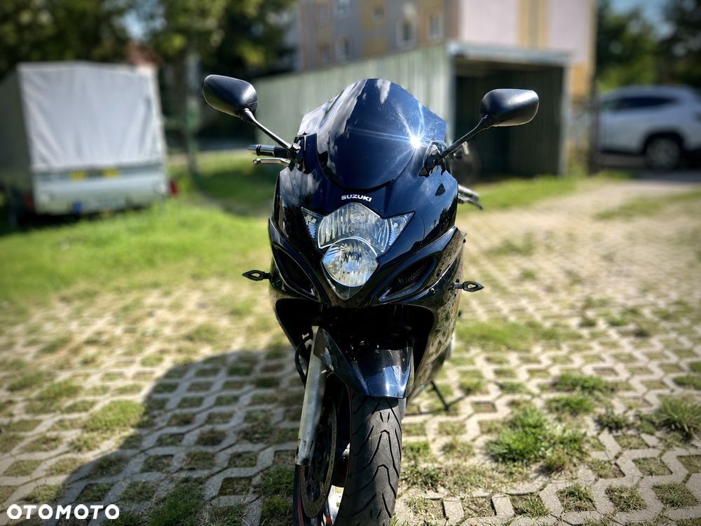 Suzuki GSX - 4