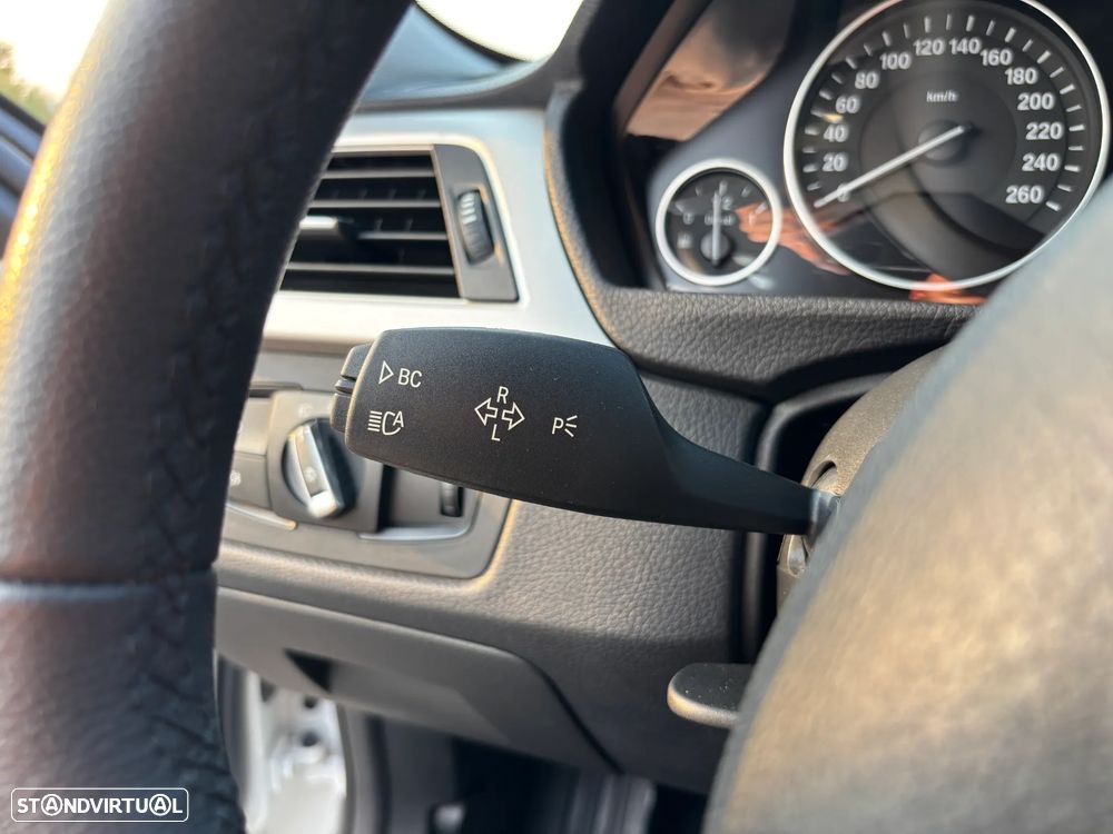 BMW 320 d Aut. Advantage - 20