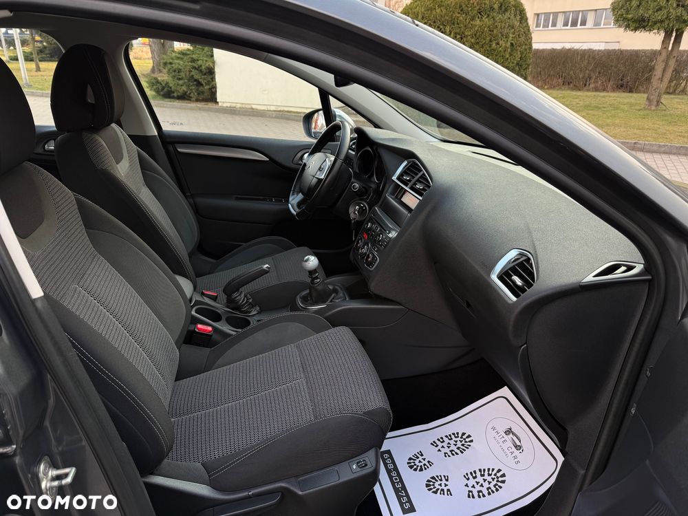 Citroën C4 e-HDi 115 Exclusive - 38