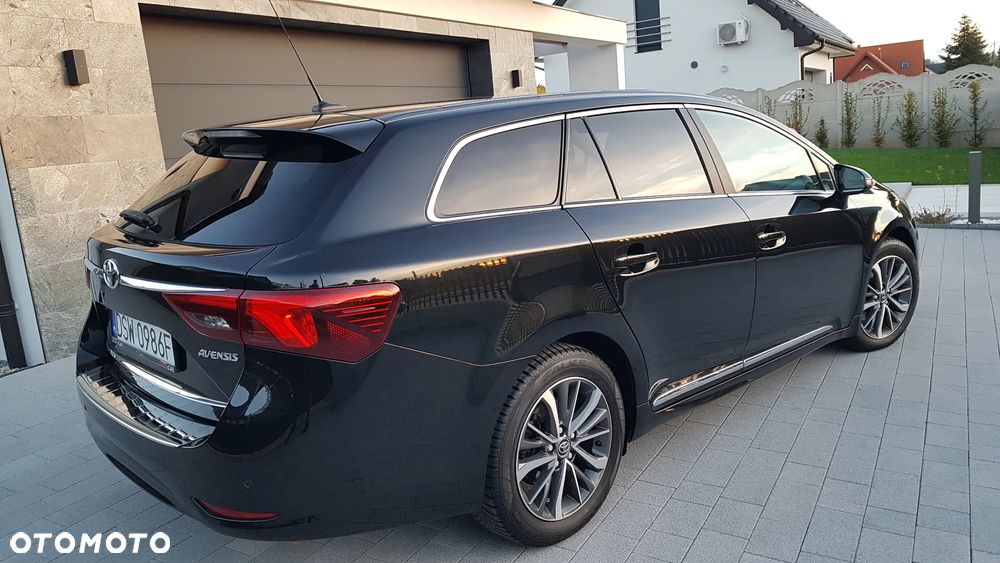 Toyota Avensis 2.0 D-4D Prestige - 38