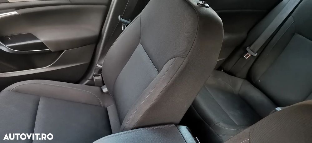 Opel Insignia 2.0 CDTI Edition - 16