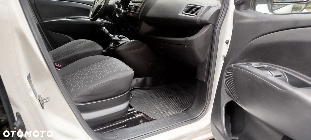 Opel Combo - 14