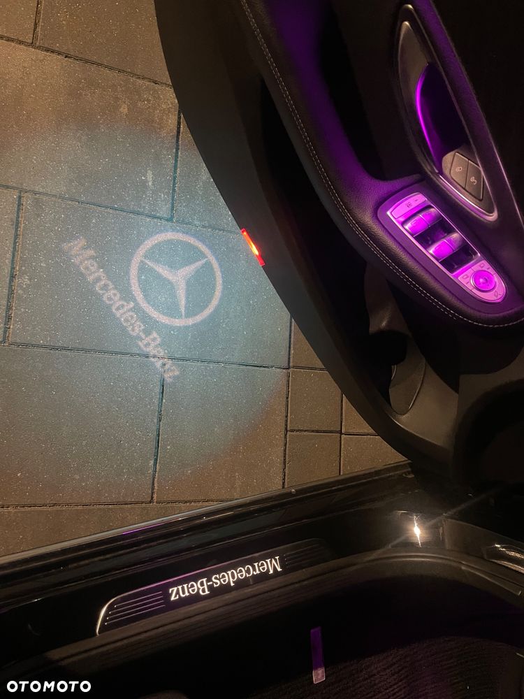 Mercedes-Benz Klasa C 300 9G-TRONIC - 39