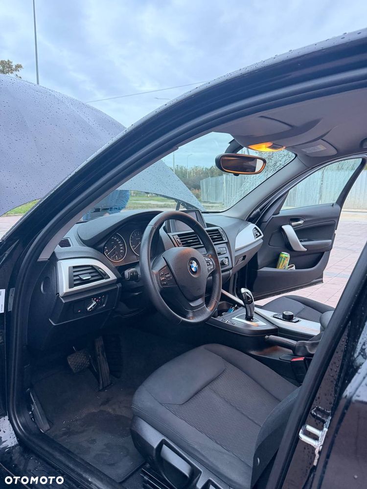 BMW Seria 1 116i - 11