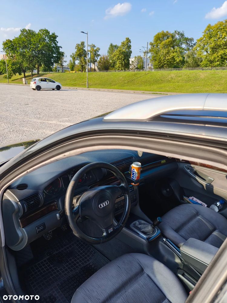 Audi A4 Avant 1.9 TDI - 8
