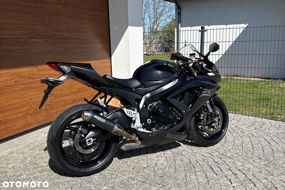 Suzuki GSX-R - 3