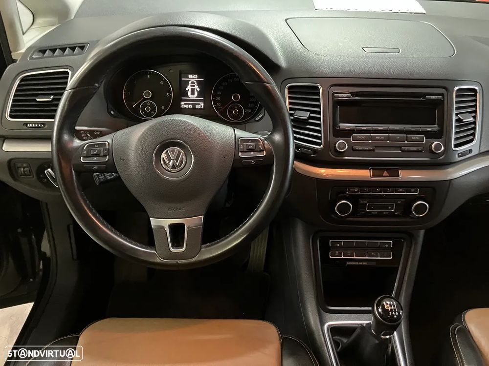 VW Sharan 2.0 TDI Confortline - 25
